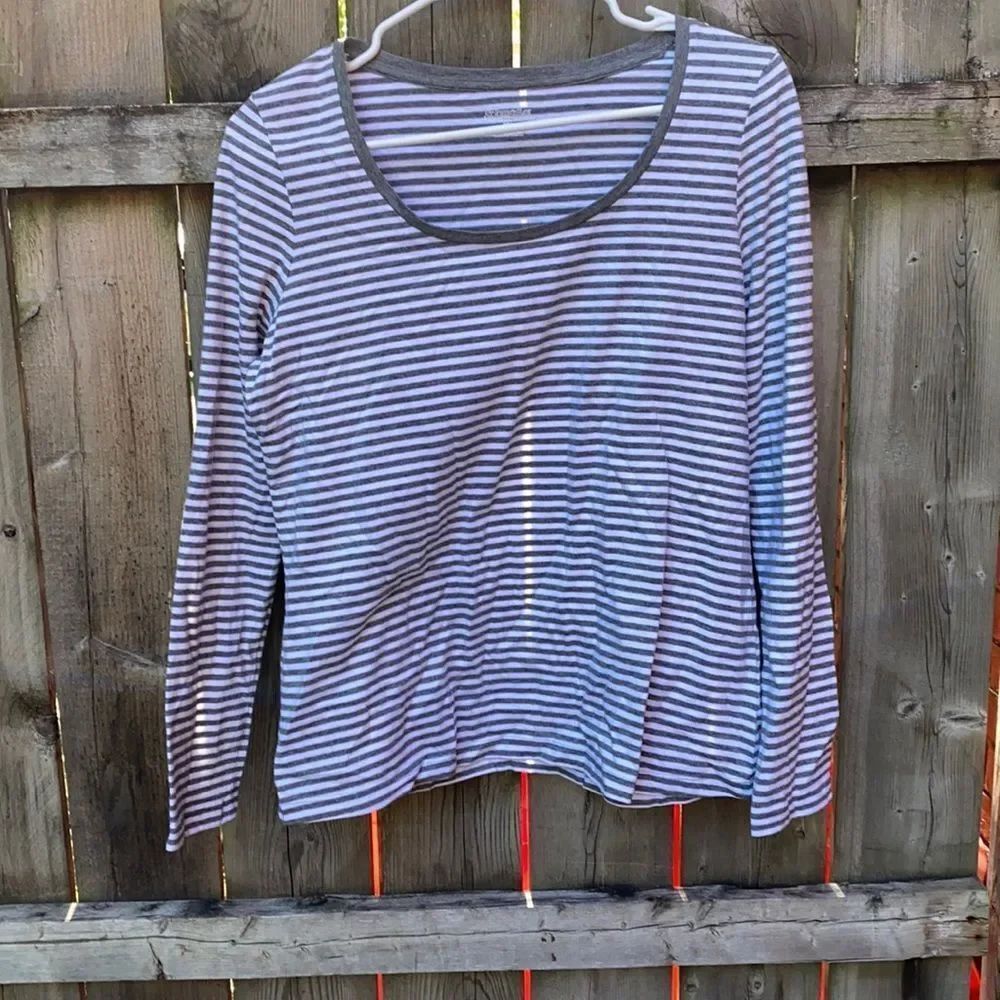 St. John’s bay stripped top sz. M petite NWT